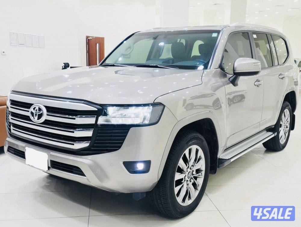 للبيع تويوتا لاندكروس GXR 4K بدون تيربو موديل 20251