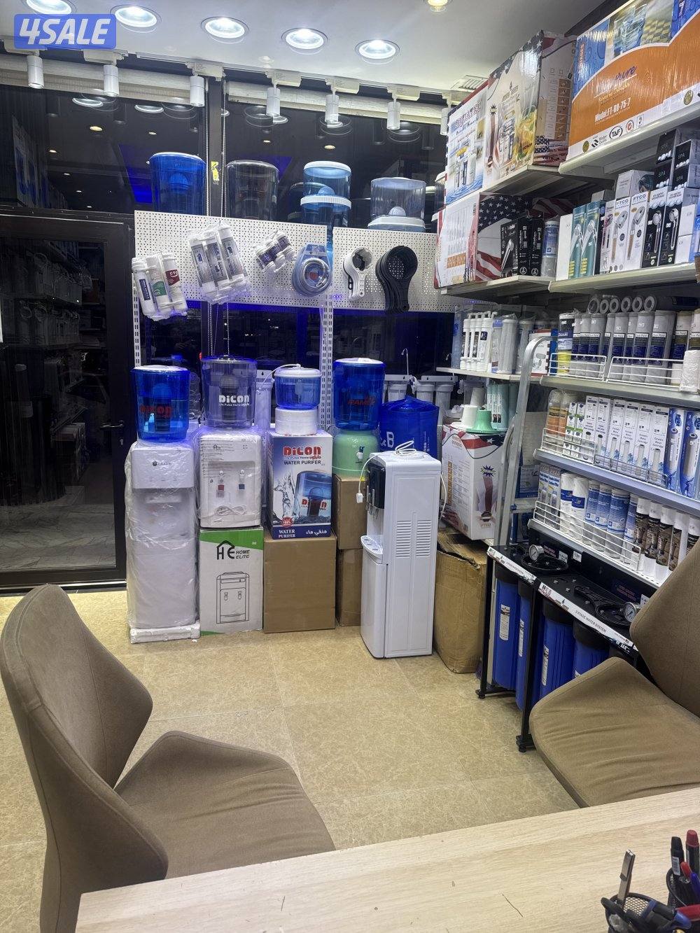 للبيع رخصة أدوات صحيه نشاطها البيع بالمفرق والجمله والمقاولات والصيانه3