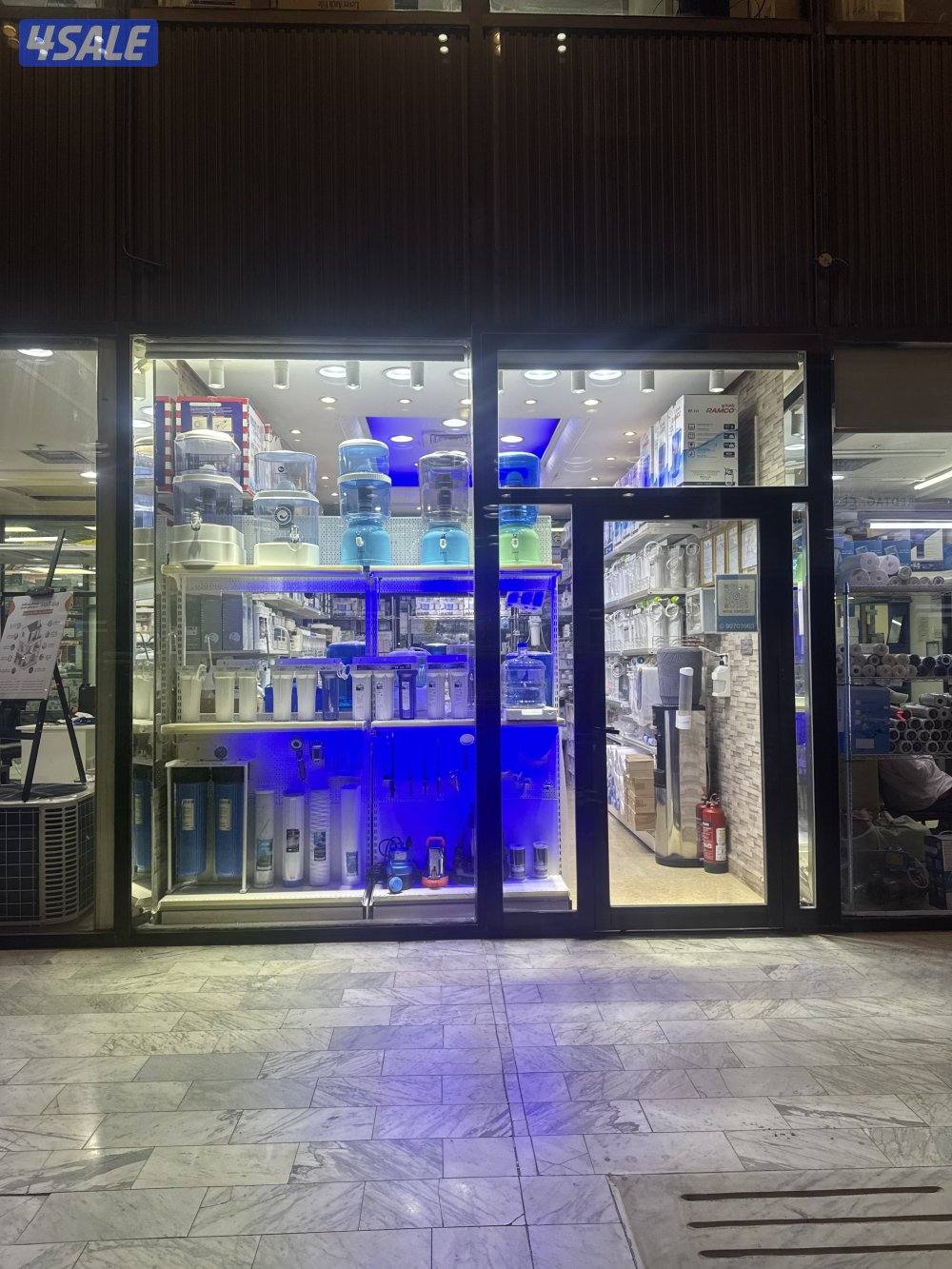 للبيع رخصة أدوات صحيه نشاطها البيع بالمفرق والجمله والمقاولات والصيانه4