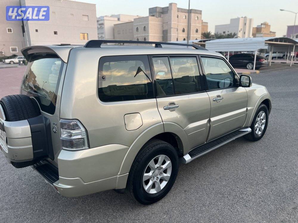 باجيرو 2014. كامل للمواصفات7