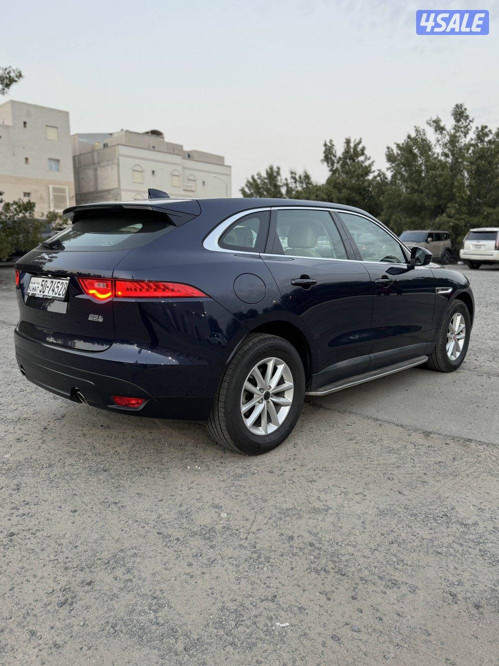 جاكور f-pace 2019 بحالة الوكالة4