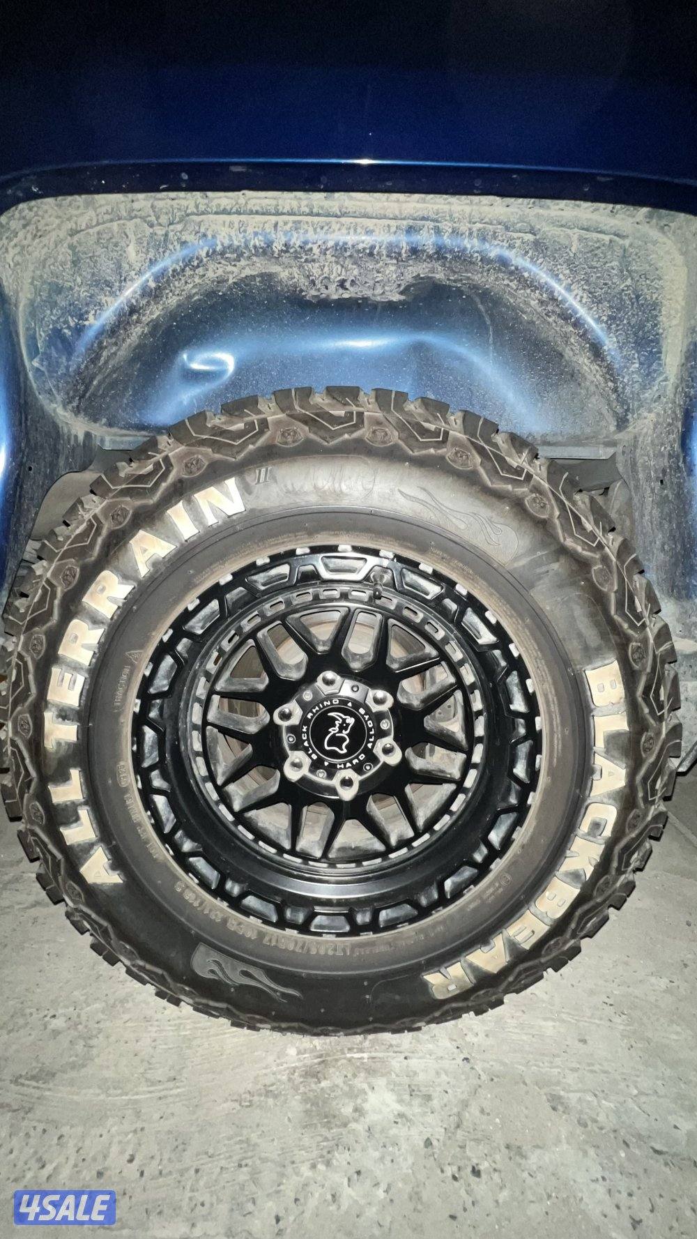 للبيع رنقات ميثود راكبه على سلفرادو و٤ تواير بلاك بيرد جدد ركبتهم قبل ً2