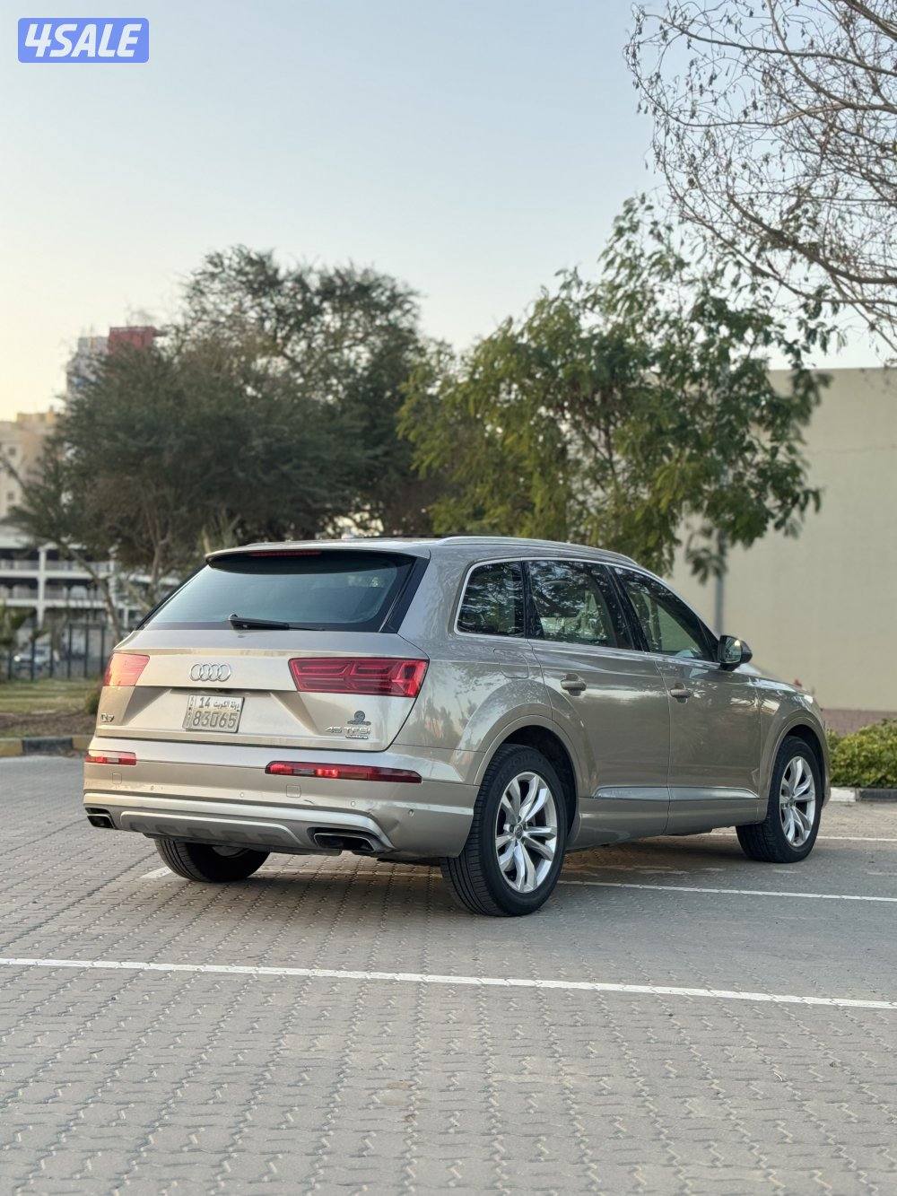للبيع أودي Q7 كواترو 2016 فل أوبشن5