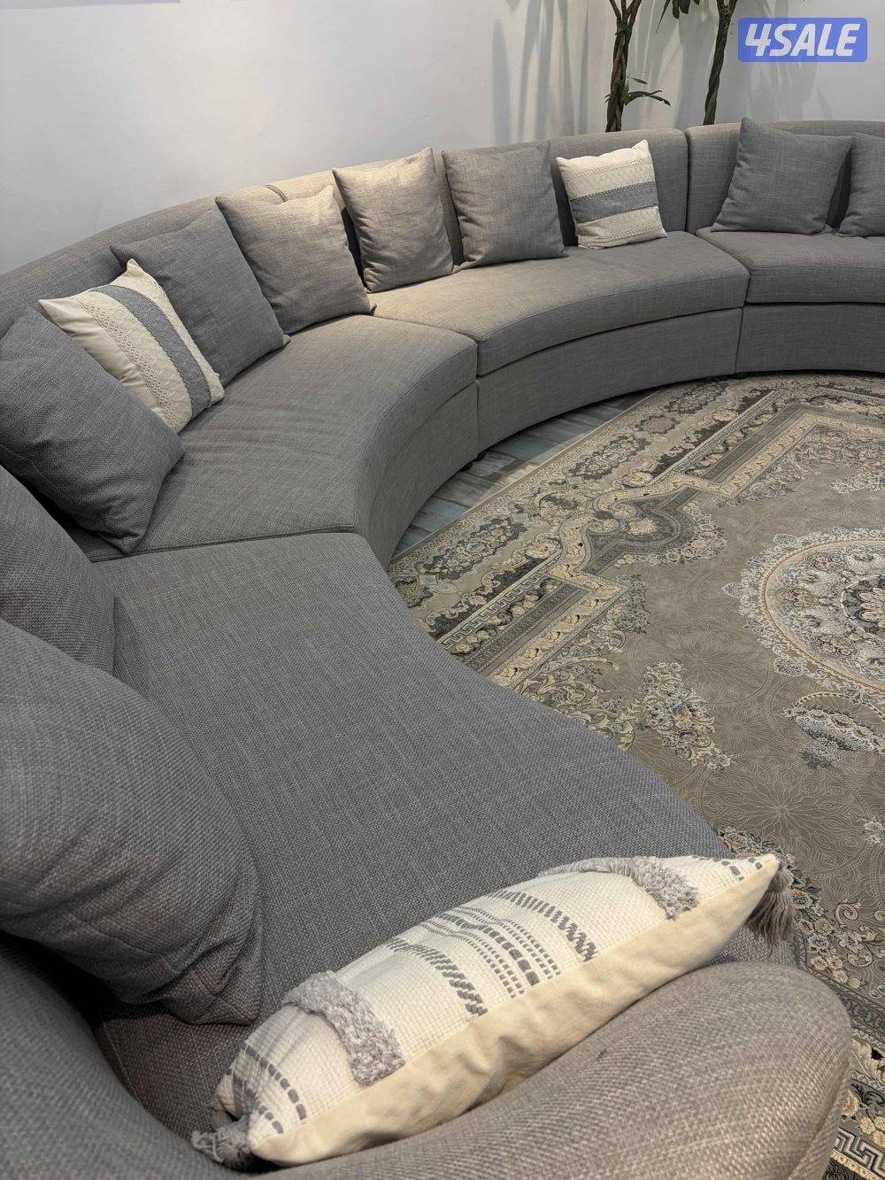 للبيع قنفه جميله و كرسي جميل5