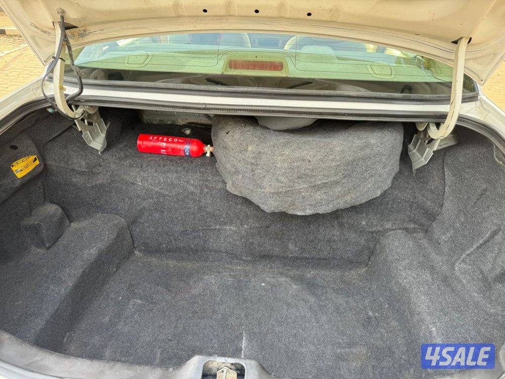 فورد فكتوريا 2012 بحاله ممتازه8