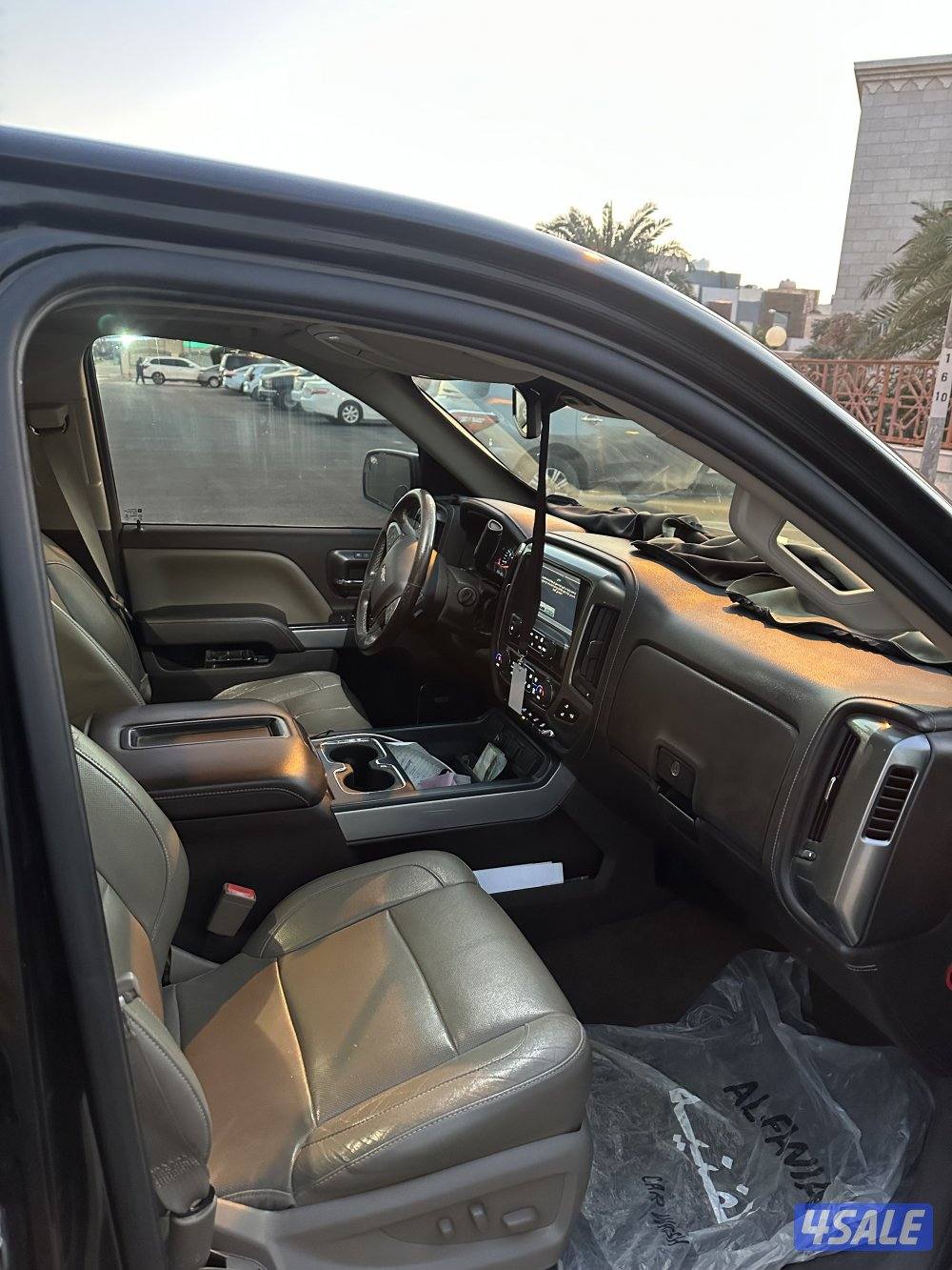 للبيع سلفرادو ltz ماشي 2682