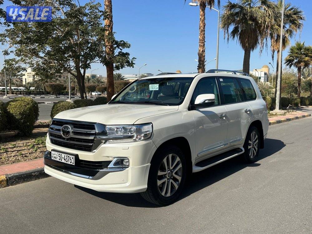 جيب لاندكروزر VXR مديل 2019 ماشي 76 جزاند تورينق شرط الفحص0