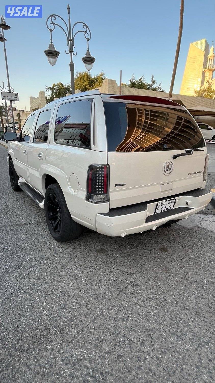 اسكاليد 20041