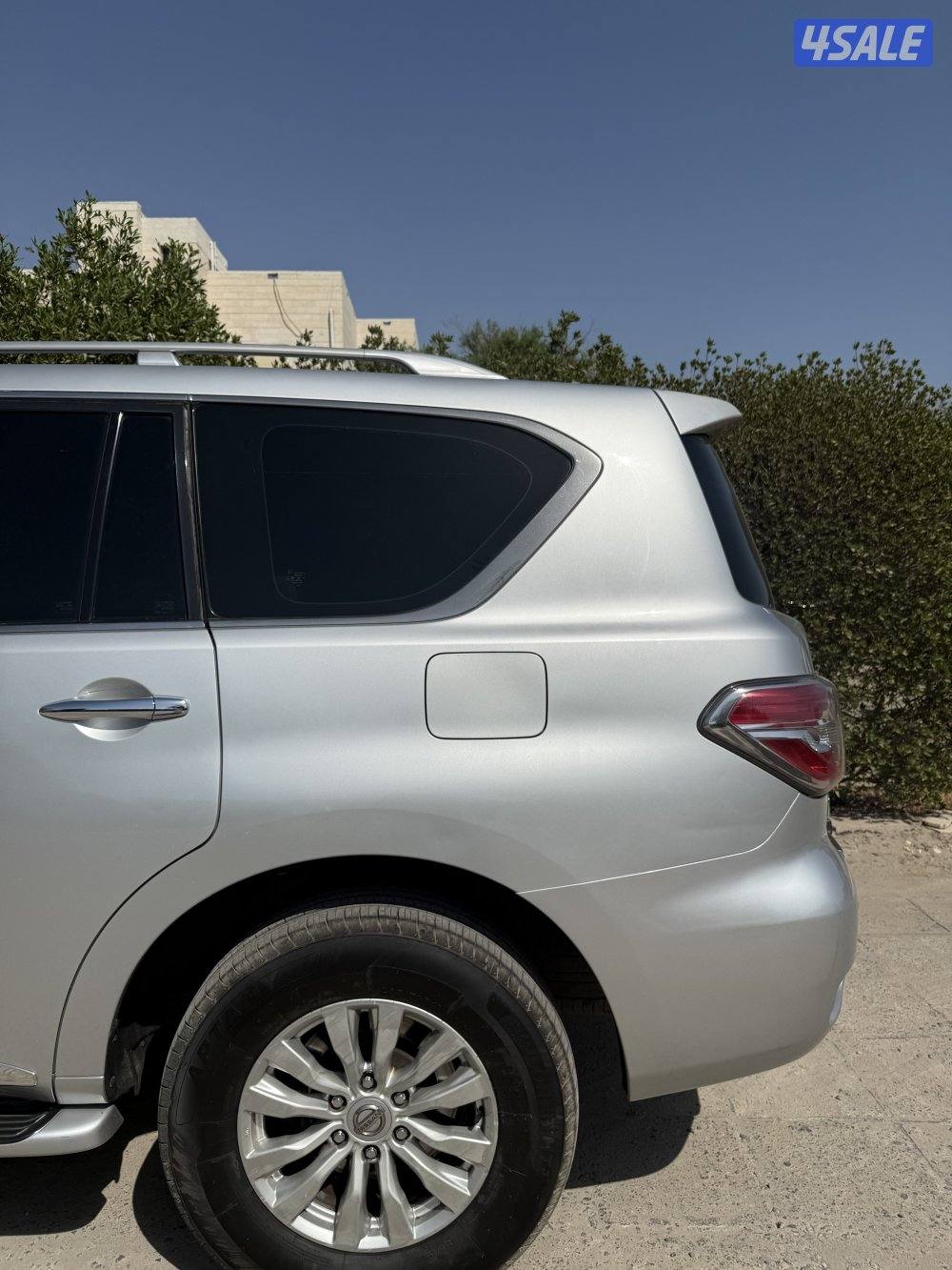 للبيع باترول2014 شرط الفحص صبغ الوكاله معاه الفحص للجادين فقط !!!1