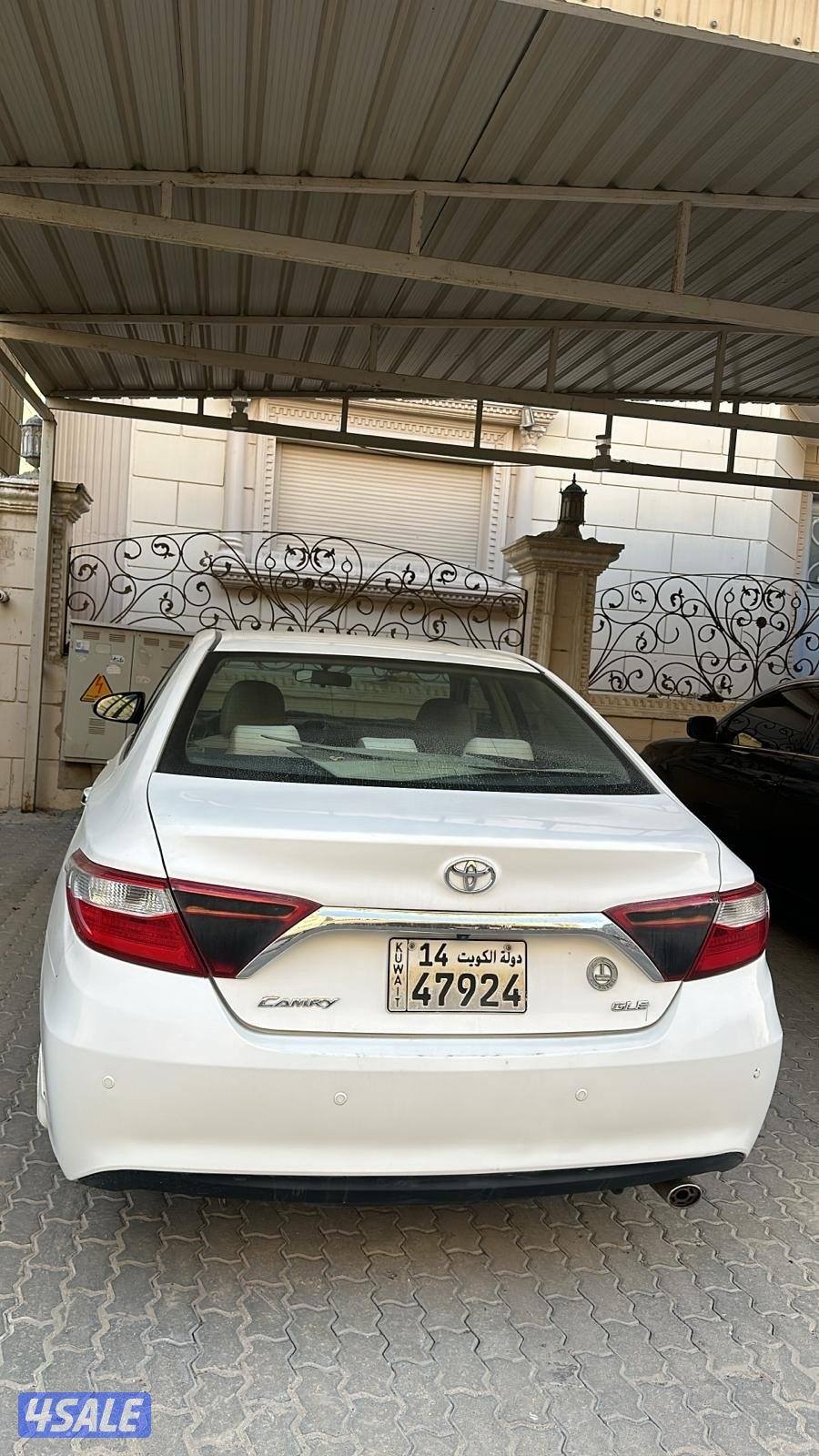 السلام عليكم للبيع كامري1