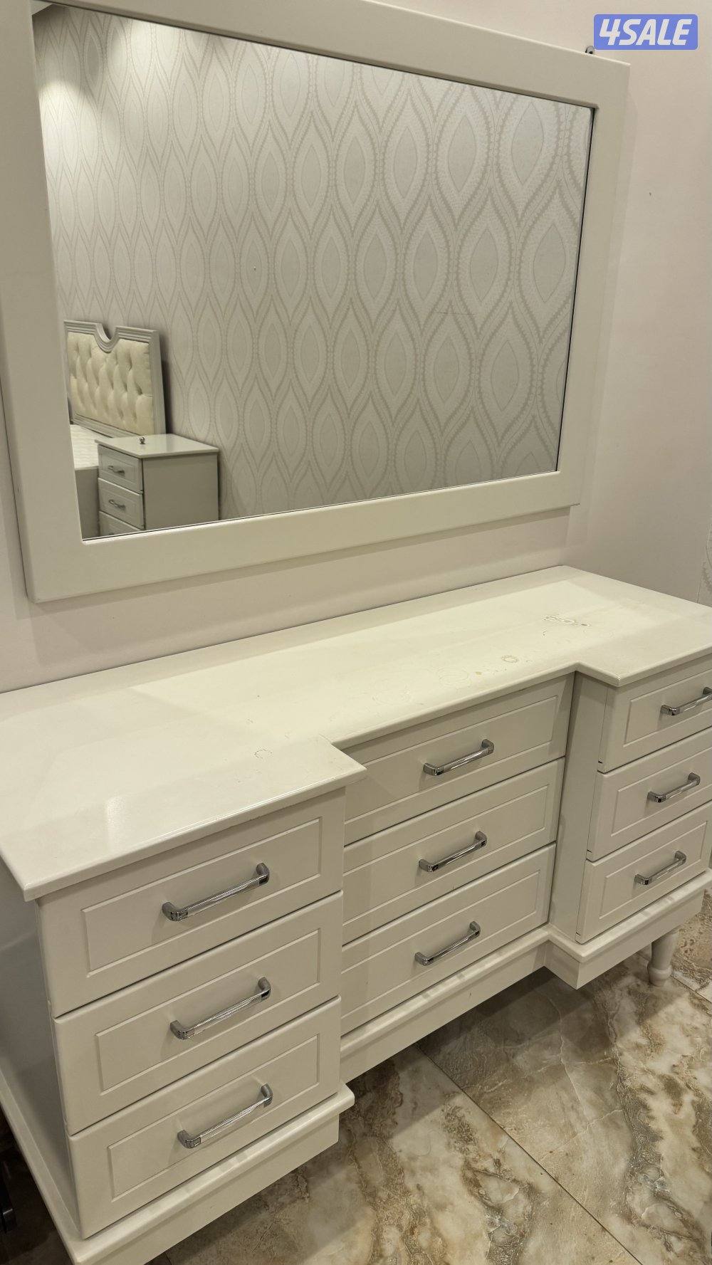 بيع غرف نوم كامله4