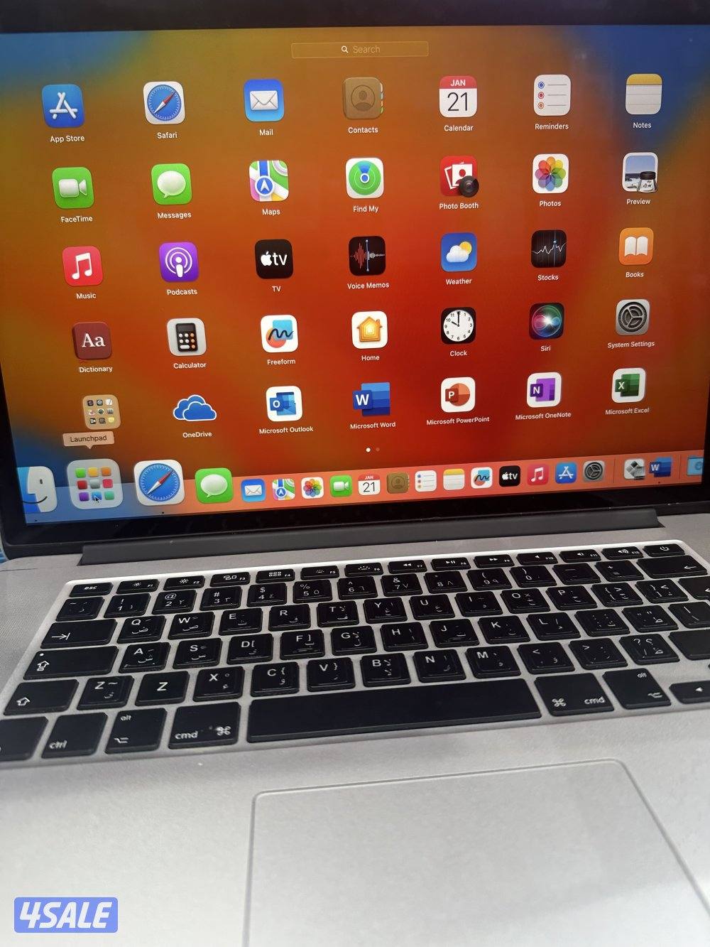 MacBook Pro 2015 16 ram 512 gb ssd core i7 15.4 inch 95 kd5