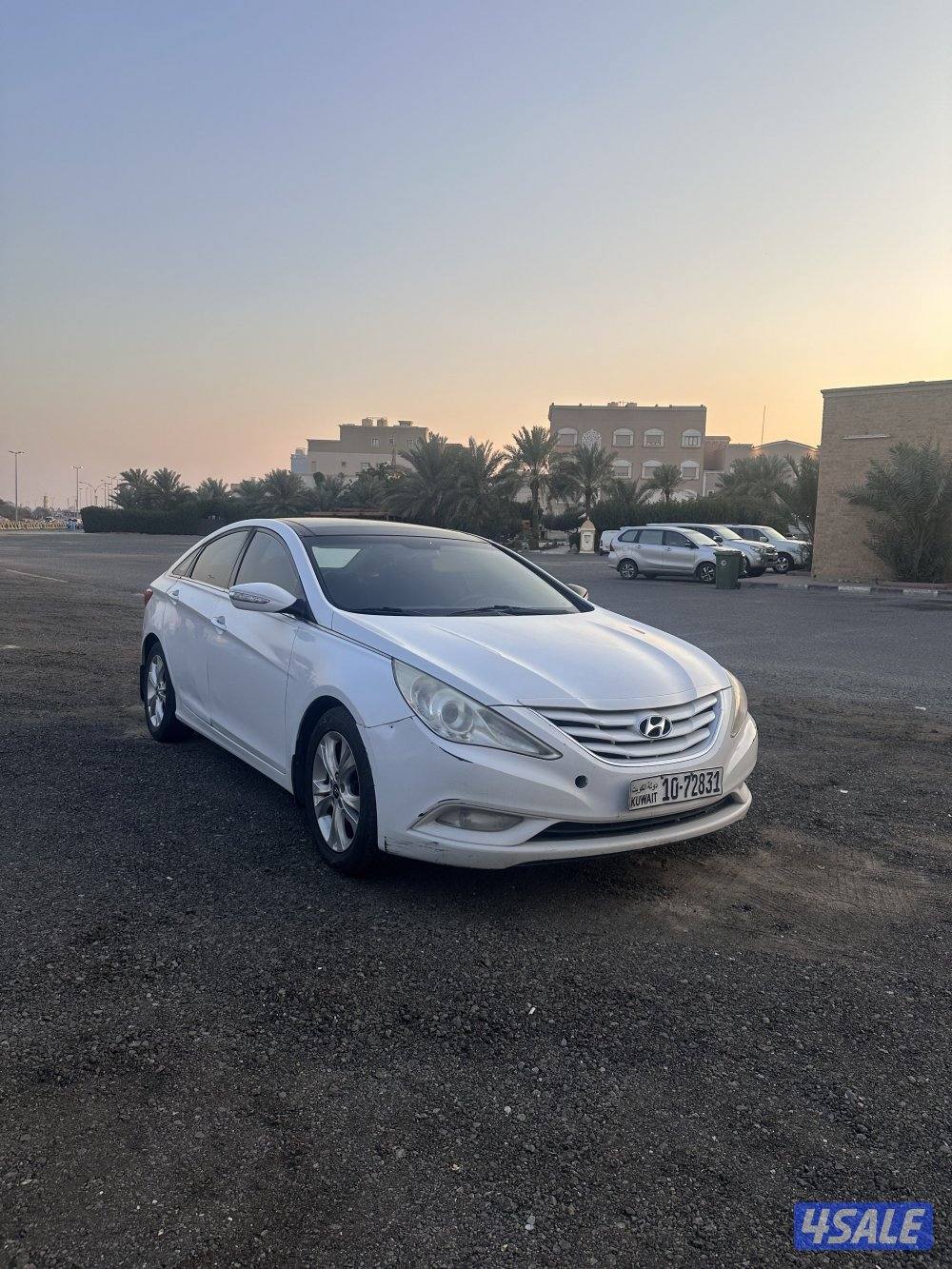 للبيع سوناتا 20111