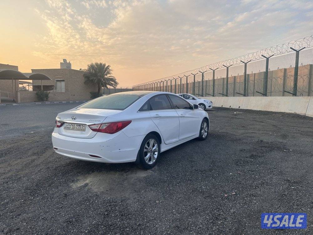 للبيع سوناتا 20112