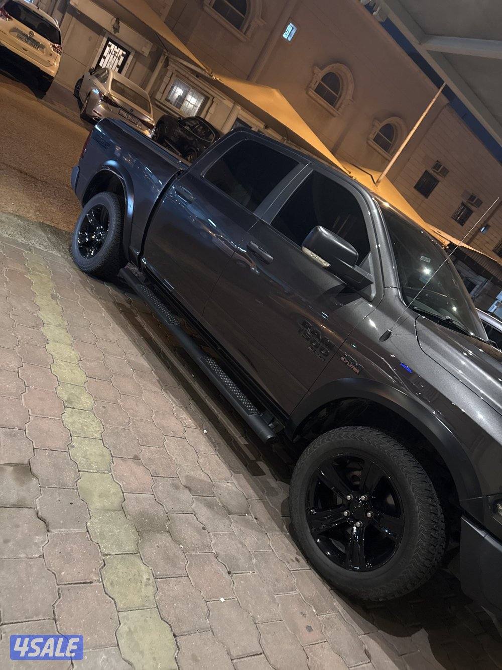 للبيع وانيت دوج رام قمارتين شرط الفحص4