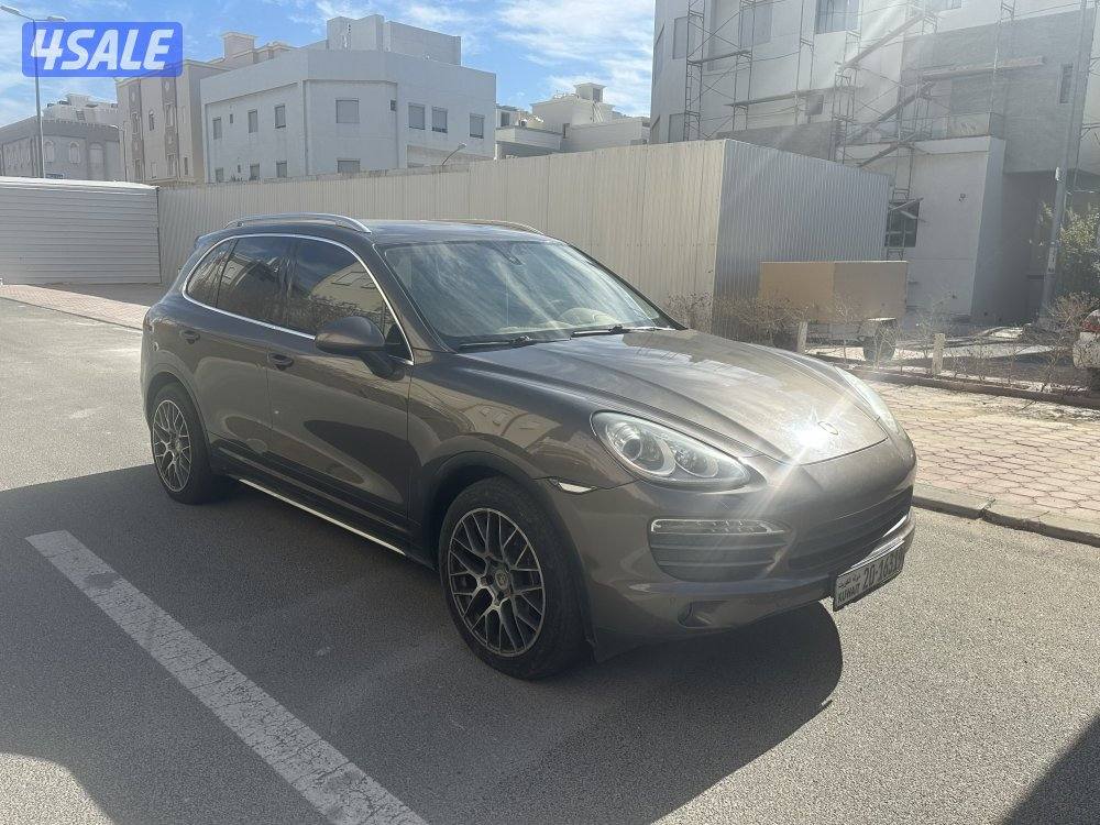 للبيع بورش كايين1