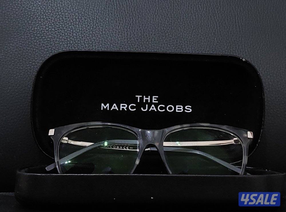 بيعه سريعه للبيع نظاره Marc Jacobs اصليه طبيه1