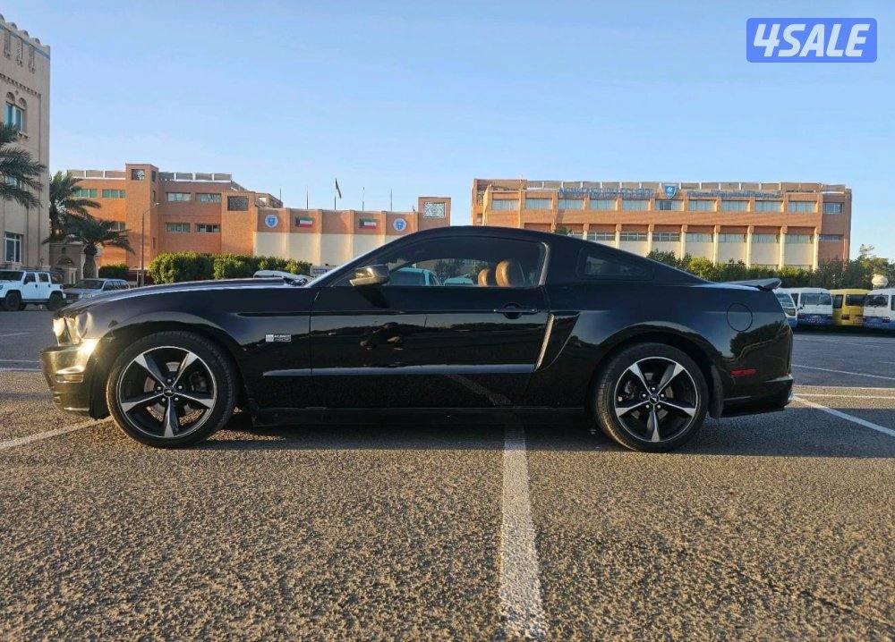 ٦ سلندر ماشي ١٤٣،٠٠٠ كم فقطط التواصل واتس اب فقط موستنج ٢٠١٤2