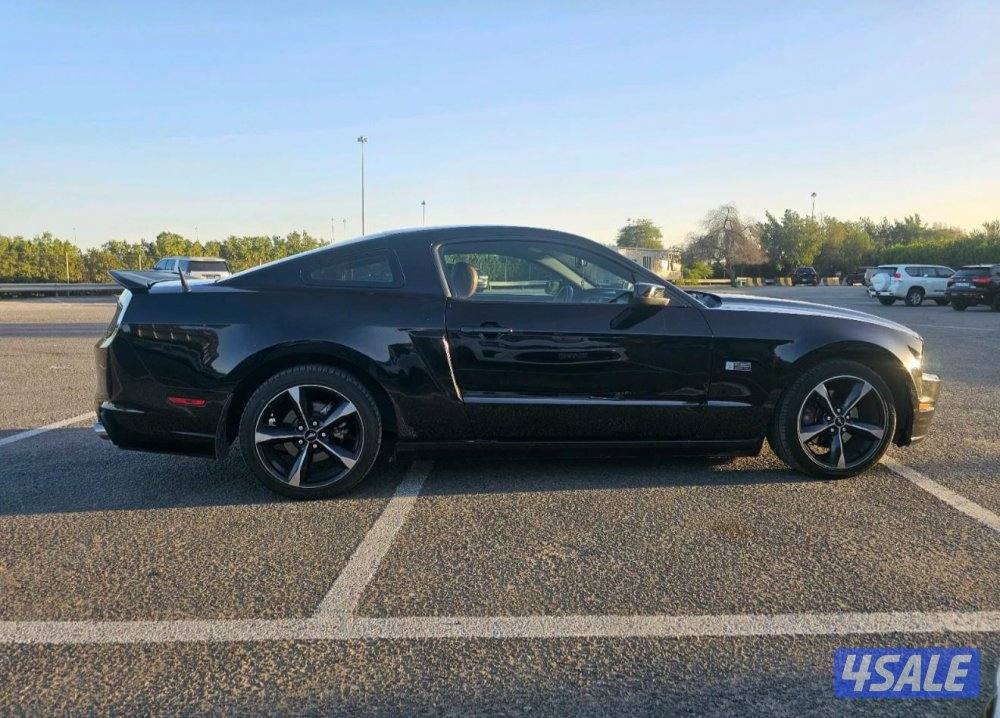 ٦ سلندر ماشي ١٤٣،٠٠٠ كم فقطط التواصل واتس اب فقط موستنج ٢٠١٤3