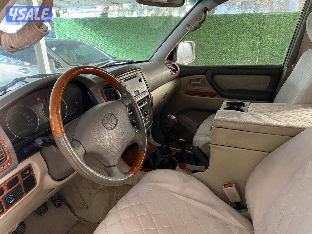 2003 بحاله جيده شاصي سليم قير عادي  ابيض من داخل بيج5