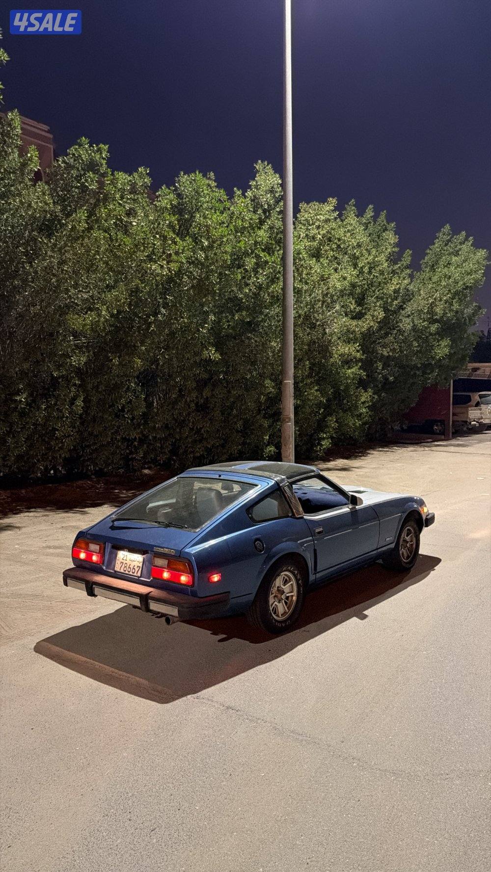 للبيع زد توسيت 81 فتحتين شرط فحص المرور  كل شئ بحاله الوكاله مو منجد0