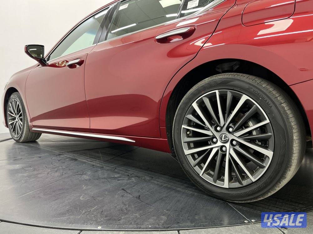 LEXUS ES250 22ES250-LUXURY_U9