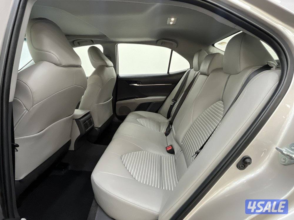 TOYOTA CAMRY Toyota CAMRY 20203