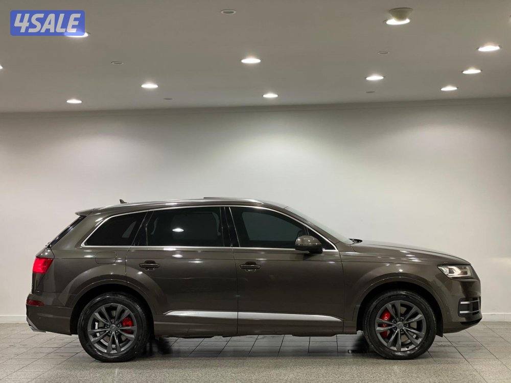 📍Audi / Q7 Quattrow / صبغ الوكاله / بحاله الوكاله 📍5