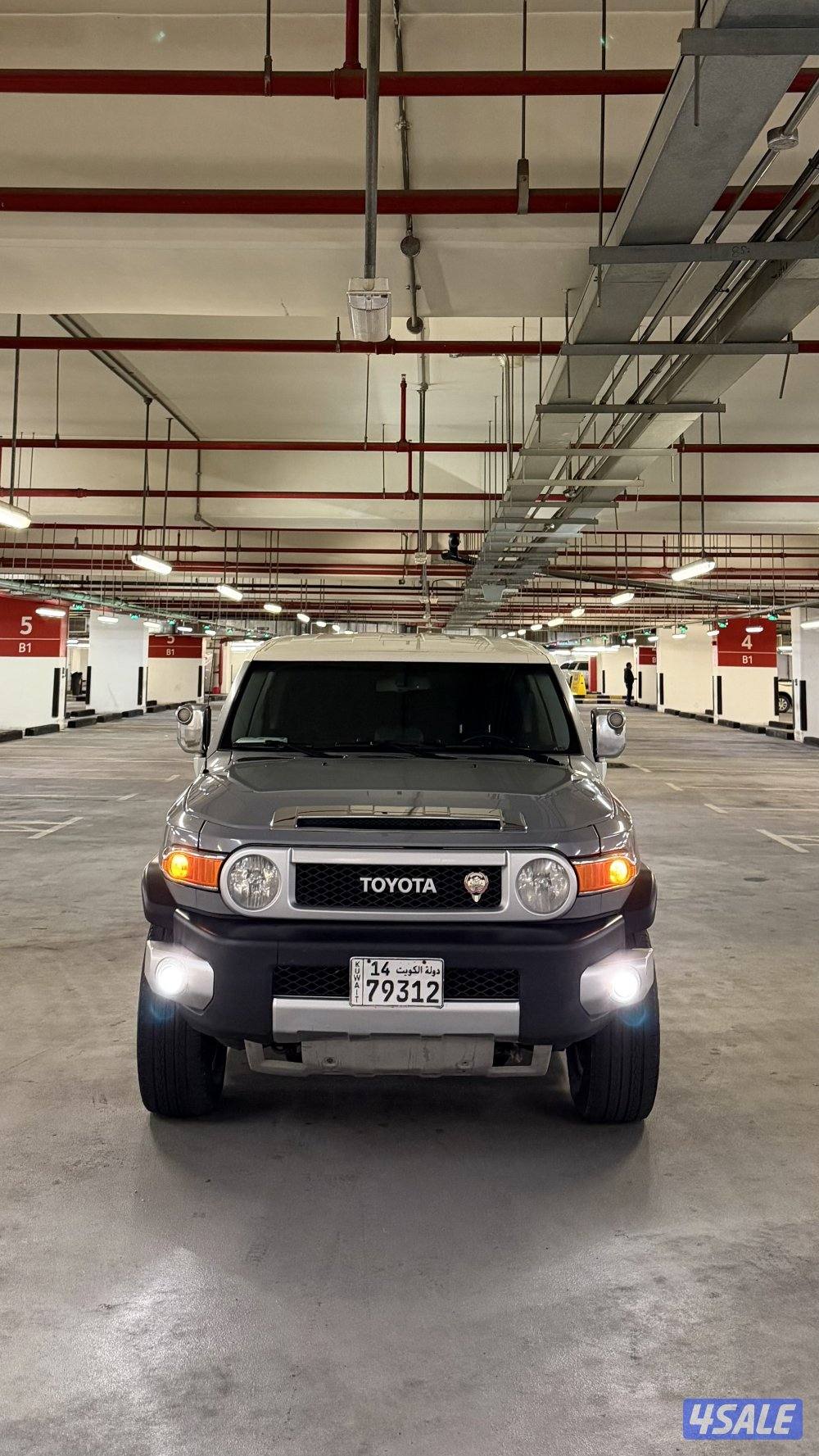 للبيع FJ ٢٠١٦0