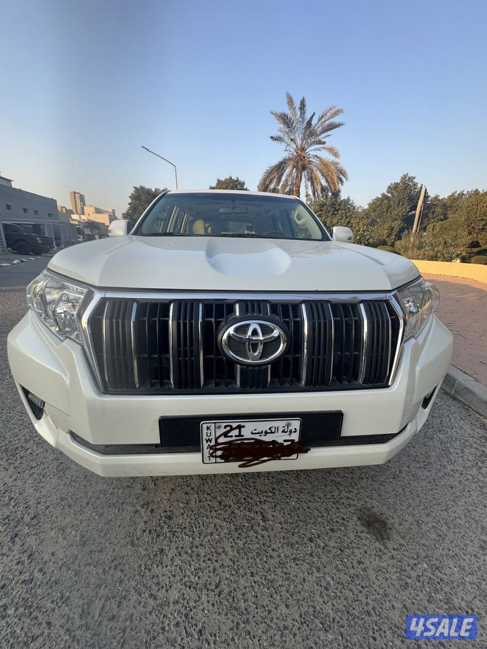 برادو Prado TXL موديل ٢٠٢٢عاليه المواصفات2