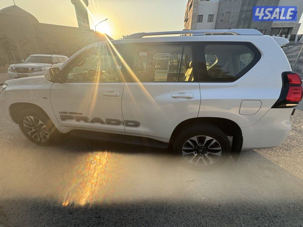 برادو Prado TXL موديل ٢٠٢٢عاليه المواصفات3
