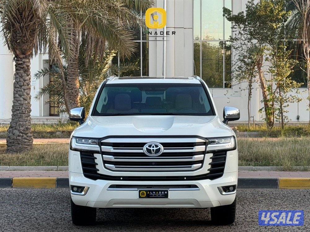 للبيع لاند كروزر VX.R موديل 2022 بحالة الوكاله1