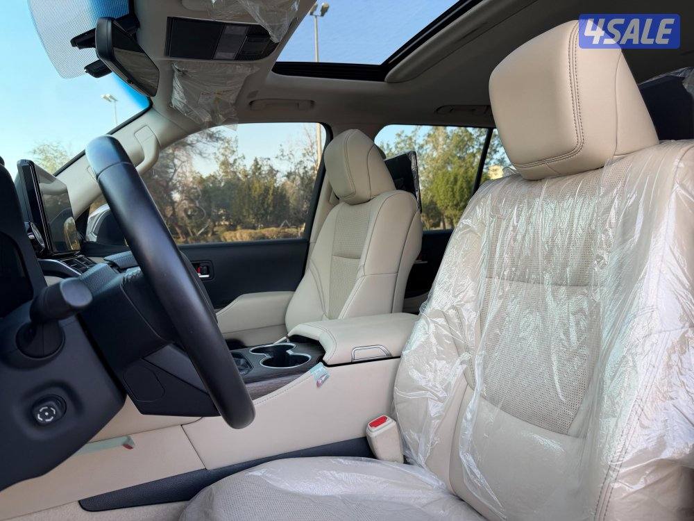 للبيع لاند كروزر VX.R موديل 2022 بحالة الوكاله6