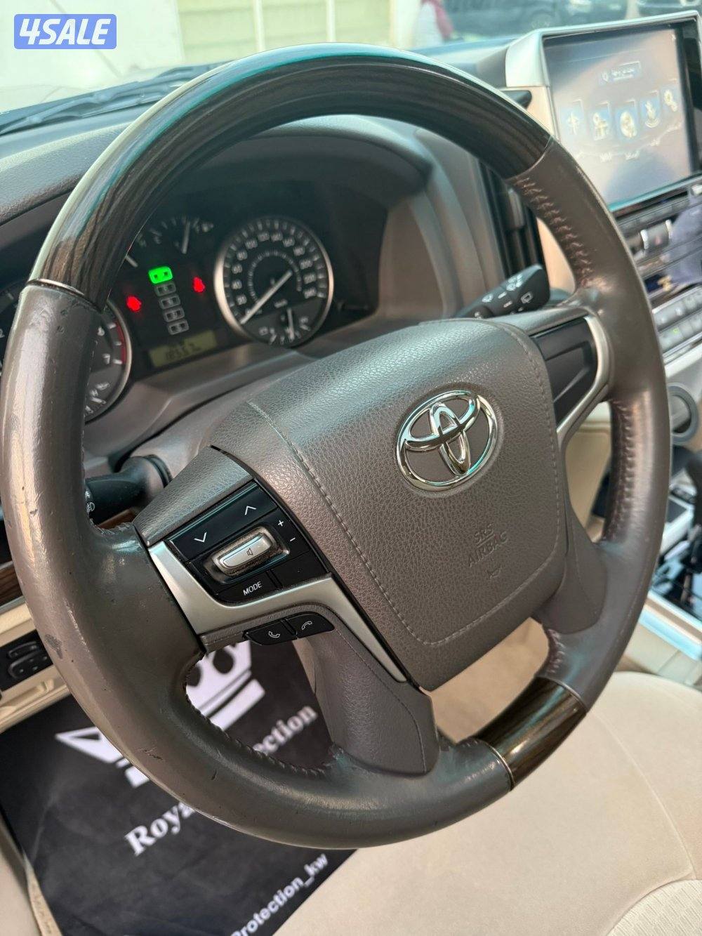 2019 LAND CRUISER GXR للبيع9