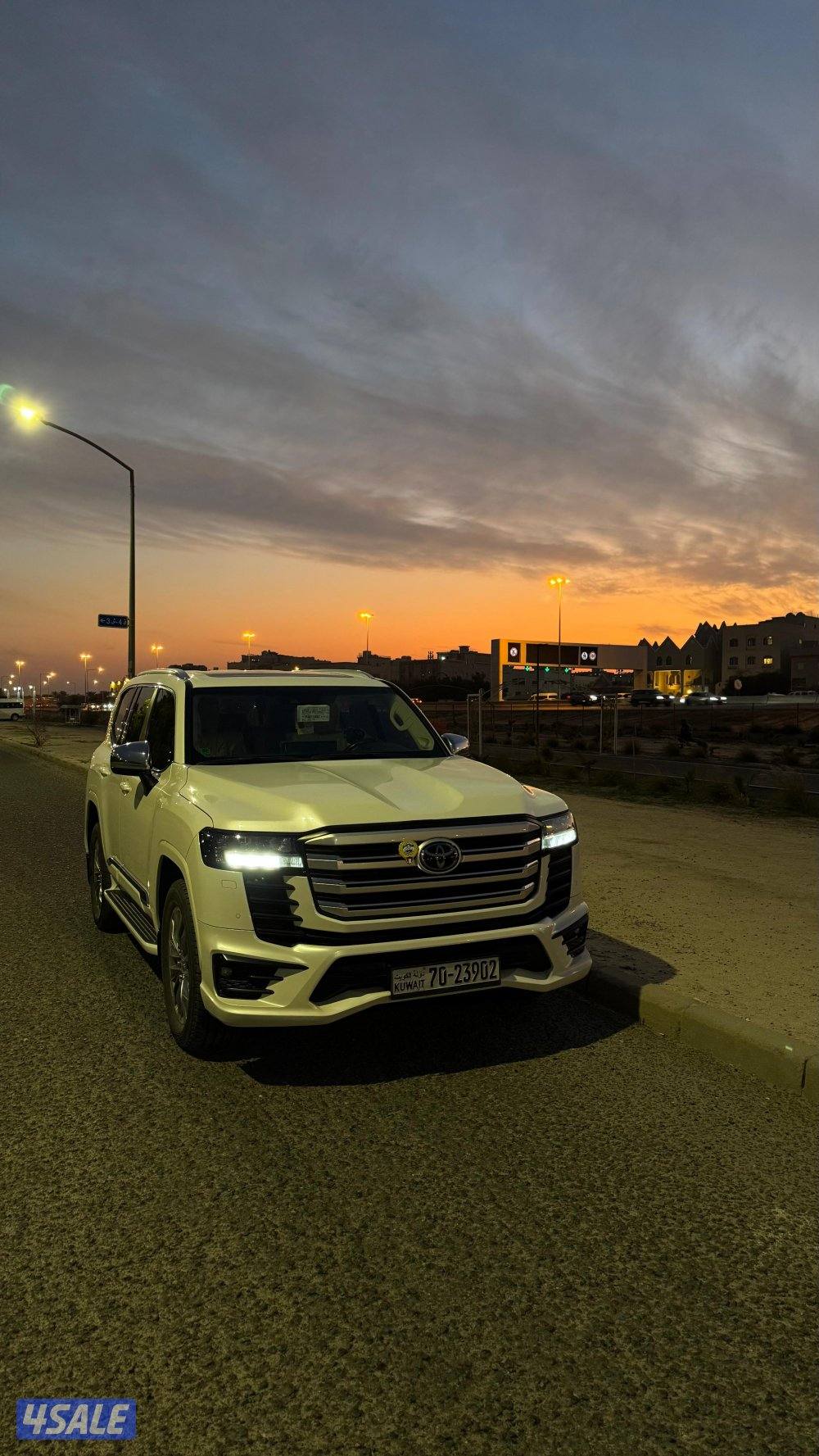 لاندكروزر توين تيربو إس 2023 ماشى 130 شرط الفحص قير ومكينه وشاصي المو0