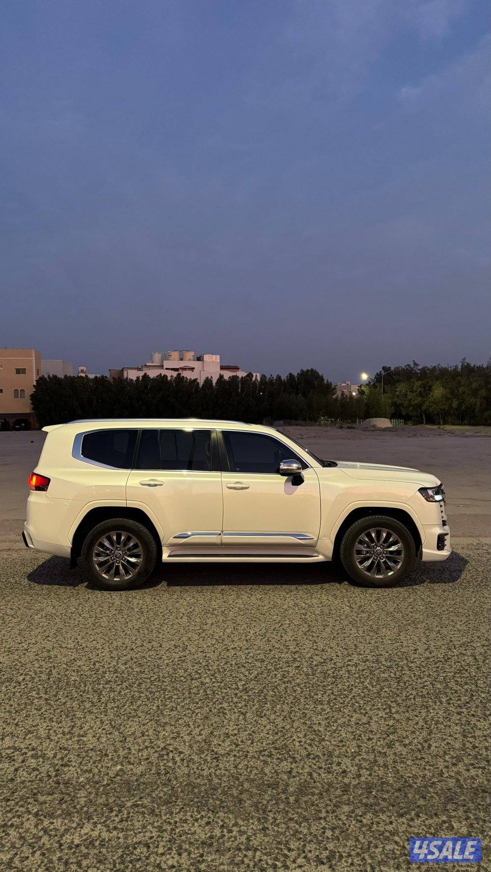 لاندكروزر توين تيربو إس 2023 ماشى 130 شرط الفحص قير ومكينه وشاصي المو1