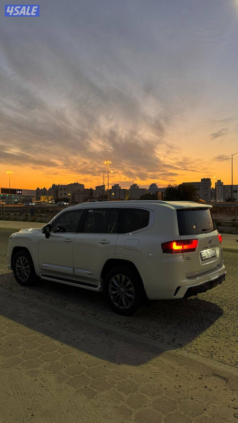 لاندكروزر توين تيربو إس 2023 ماشى 130 شرط الفحص قير ومكينه وشاصي المو2