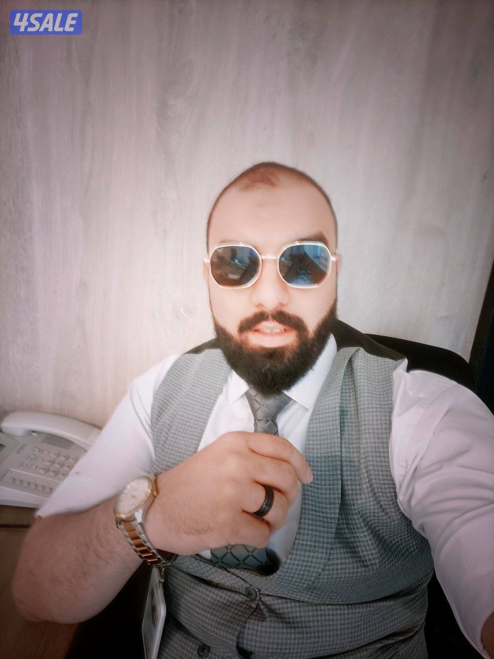 خبره في المبيعات/الادارة/السكرتاريه/خدمة العملاء0