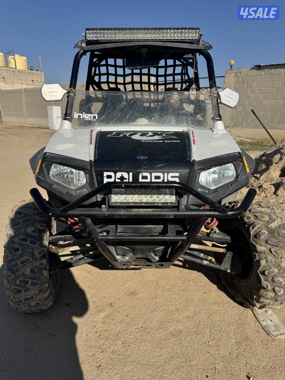 للبيع بقي بولارس RZRS800 موديل ٢٠١١5