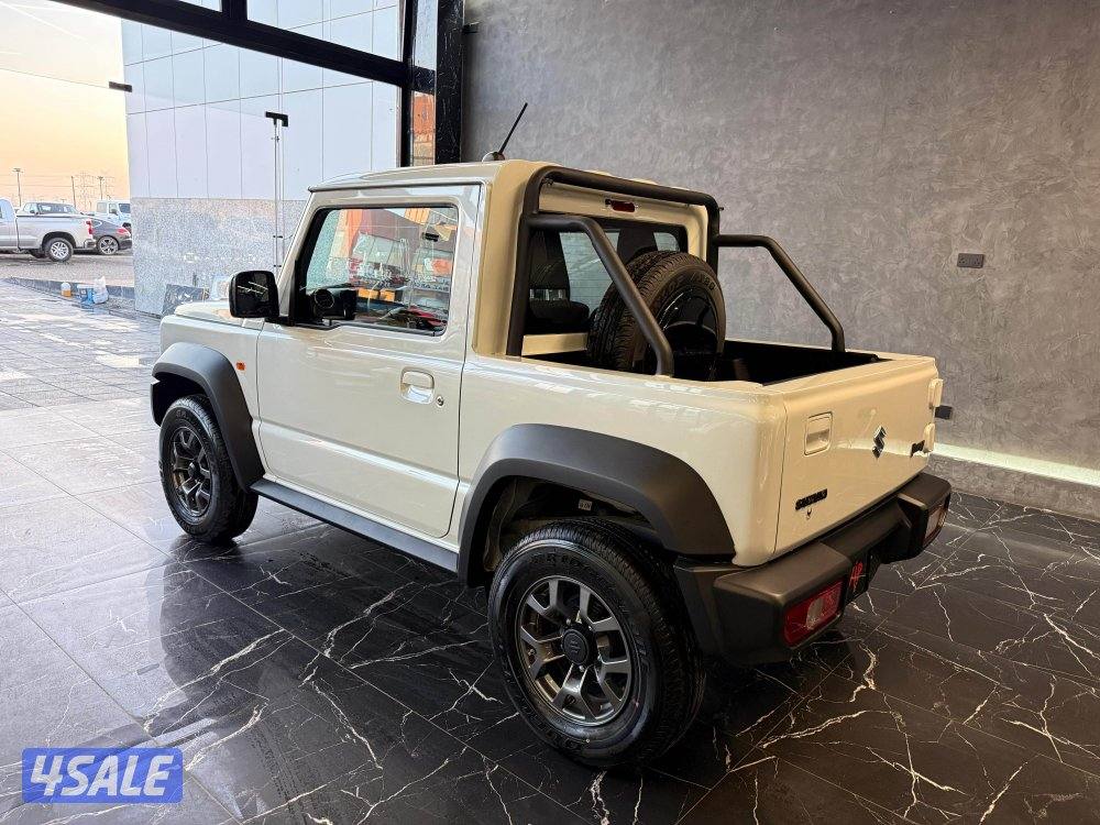 سوزوكي جيمني5