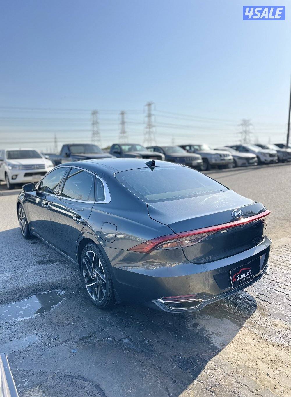 هيونداي ازيرا 2023 ماشي 49 الف5
