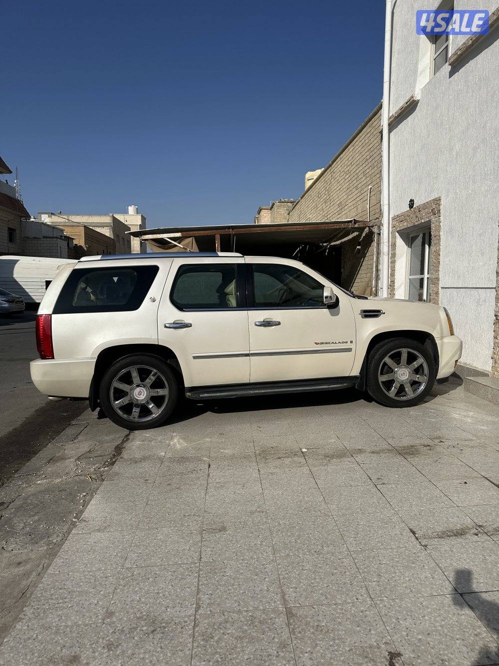 للبيع اسكاليد1