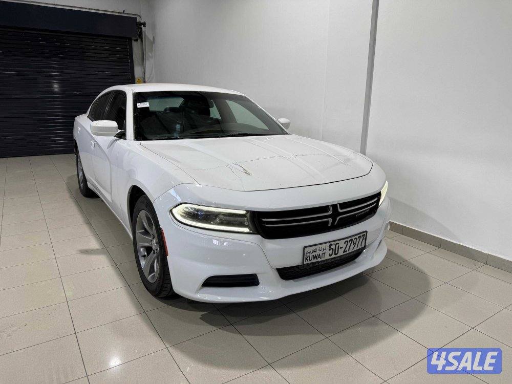Dodge Charger SE 3.6 V63