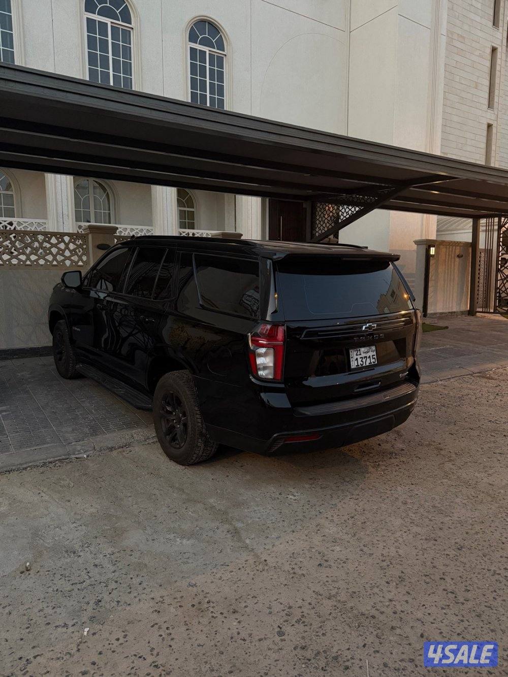 للبيع تاهو ٢٠٢١ اسود0