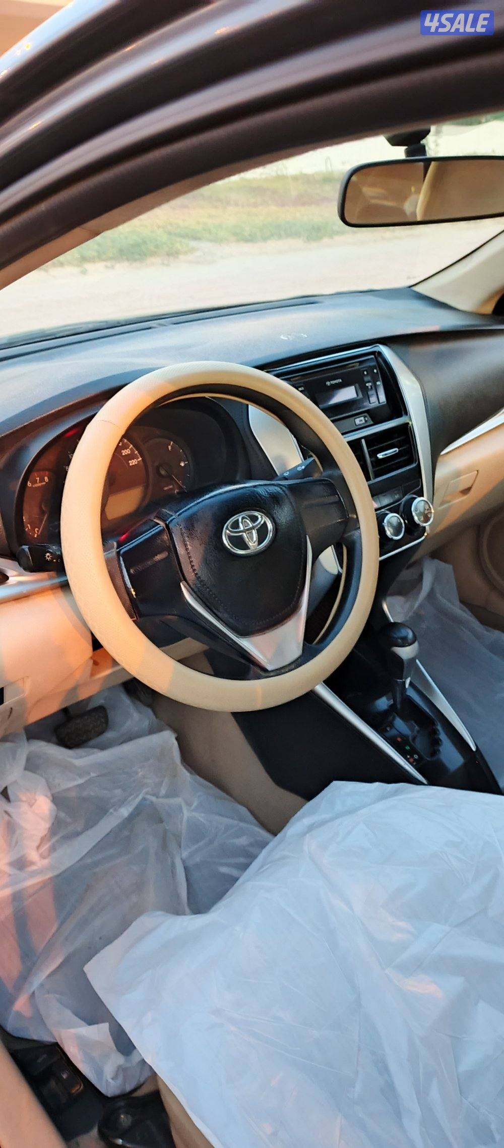 للبيع تويوتا يارس 20194