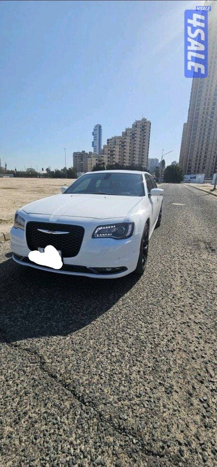 کرایزلر. مدل 2020 .بشرط الفحن0