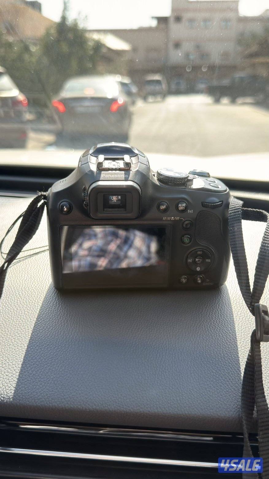 ممتازه للمبتدئين للبيع كاميرا lumix fz702