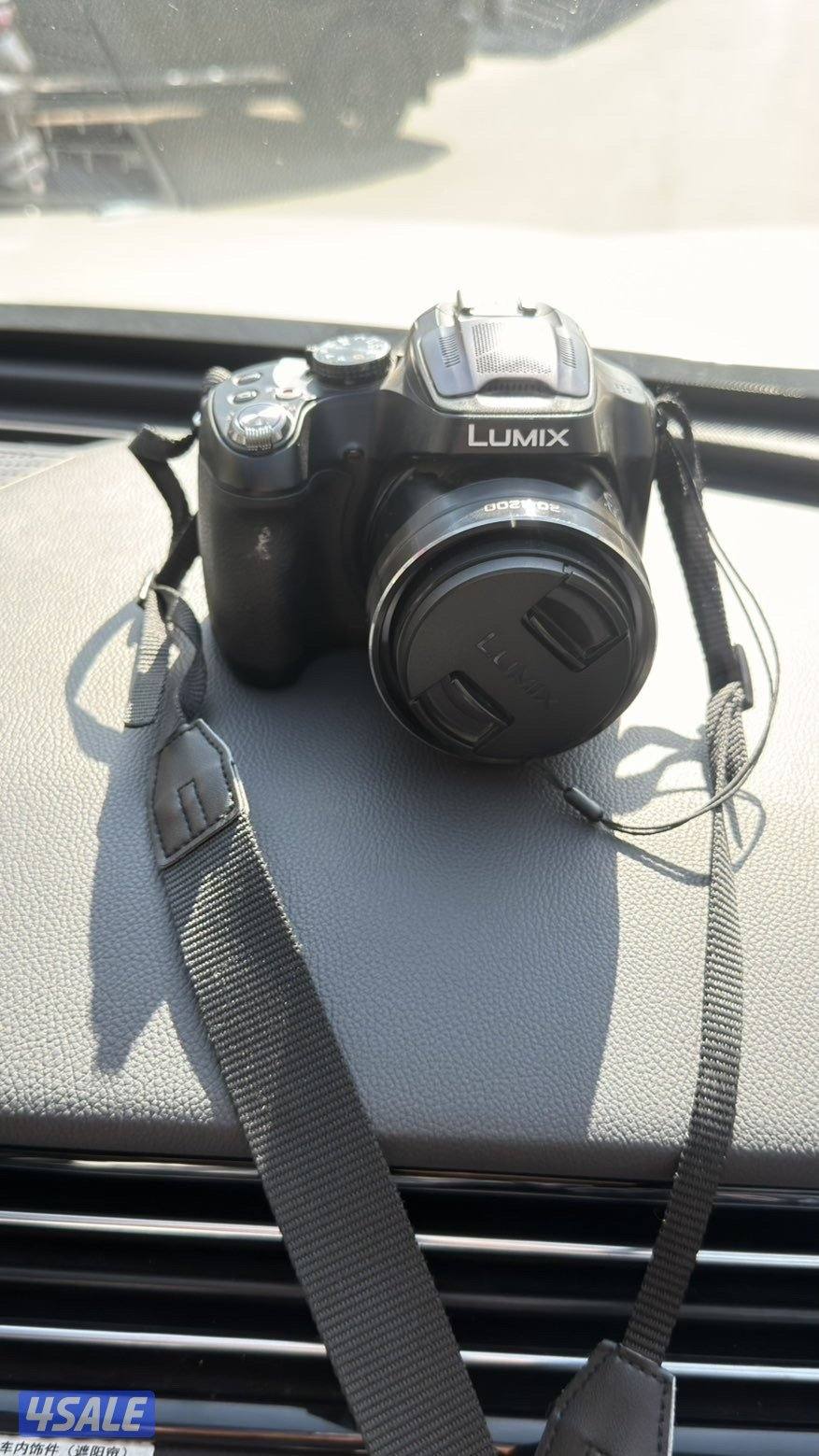 ممتازه للمبتدئين للبيع كاميرا lumix fz703