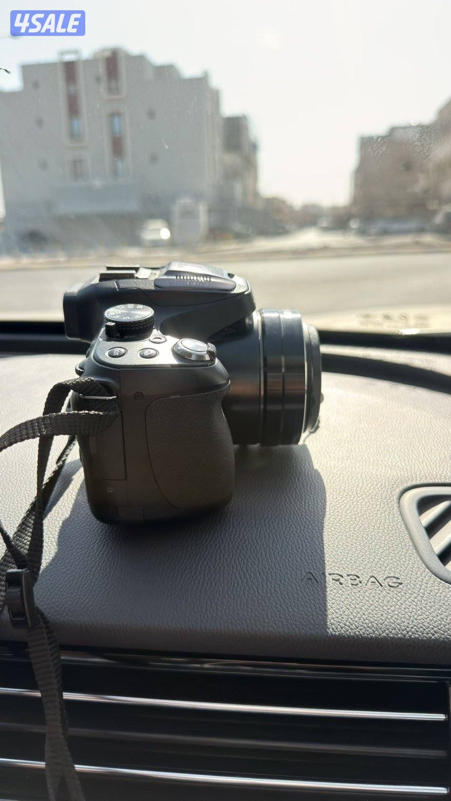 ممتازه للمبتدئين للبيع كاميرا lumix fz706