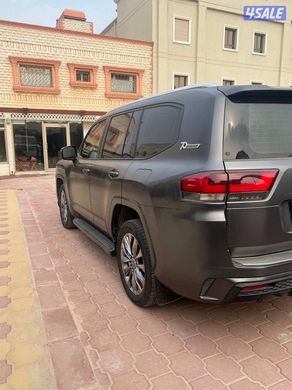 لاندكروزر22 شرط الفحص ماشي ٢١١الف  عليه مطفي0